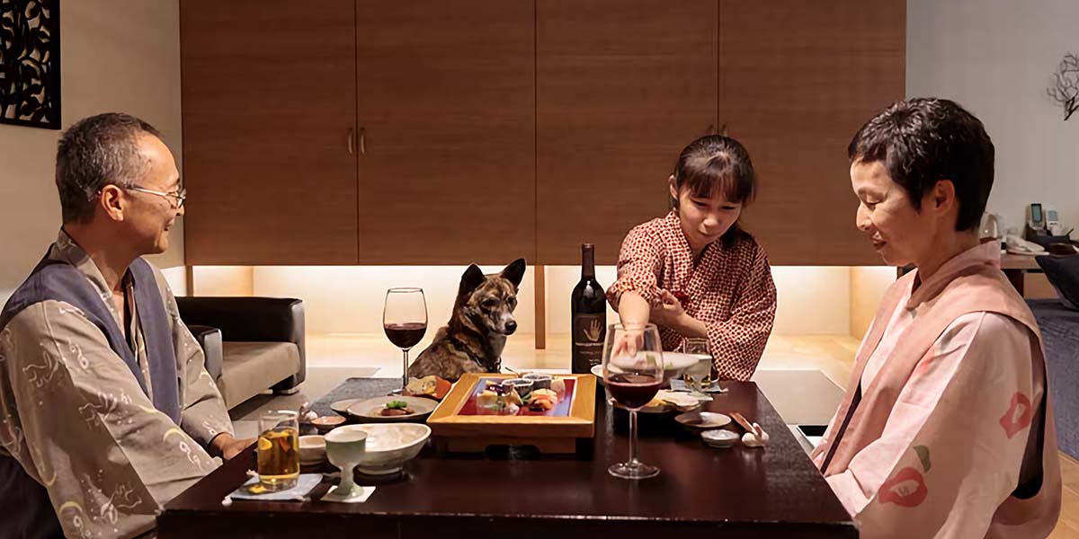 愛犬と一緒に家族みんなで八景の料理を